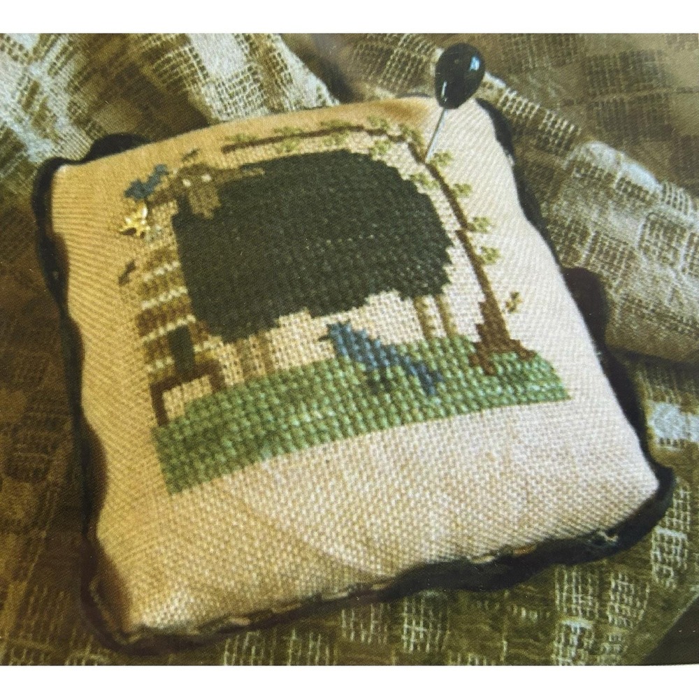 Blackie Pin Cushion Cross Stitch Pattern by Homespun Elegance